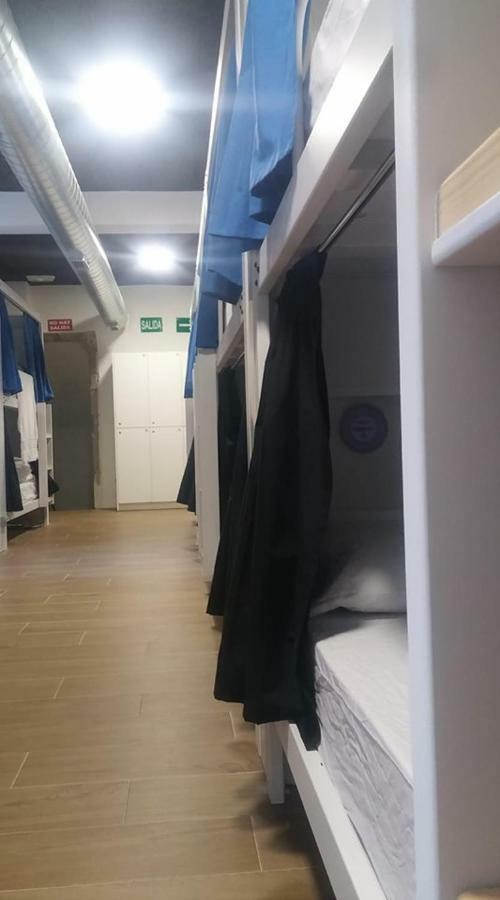 R4Hostel Vigo Ngoại thất bức ảnh